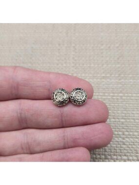 Sterling Silver Floral Filigree Pave Diamond Stud Earrings A8998